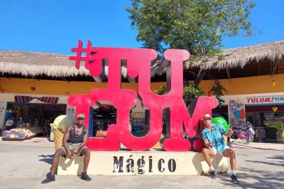 Explore a história maia em tulum e coba com guia particular, suba ruínas antigas, pedale pela selva e escolha seu almoço. transporte incluso.