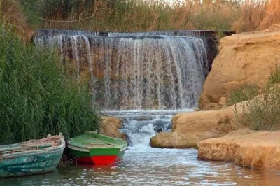 Cambia el bullicio de el cairo por los lagos, cascadas y el aire del desierto en fayoum. excursión privada con recogida en hotel, almuerzo local y guía experto.