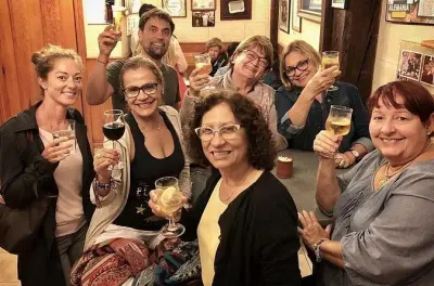 San Sebastian pintxo & wine tasting: Private food tour