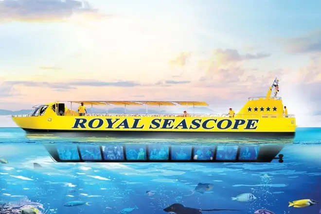 Tour en submarino en Marsa Alam: Ve arrecifes de coral sin mojarte
