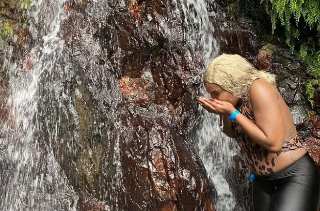 El Yunque Tinajas cascades : Visite privée avec baignade et sauts