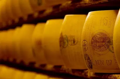 Parma Food Tour: Parmigiano Reggiano, Prosciutto & Wine Tasting