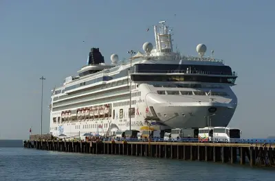SJO Airport to Puntarenas Transfer Private Vehicle Bilingual Driver