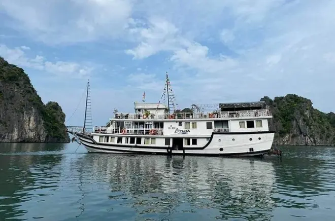 Baia di Bai Tu Long: 2 giorni con pernottamento su barca junk
