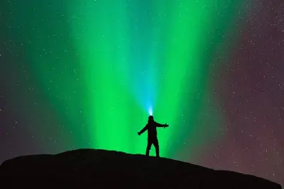 Northern Lights tour Lofoten: Hunt Aurora with a photographer