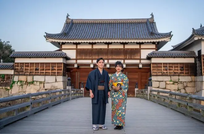 Kimono & Self Photo Shoot in Hiroshima: 15-Minute Studio Session