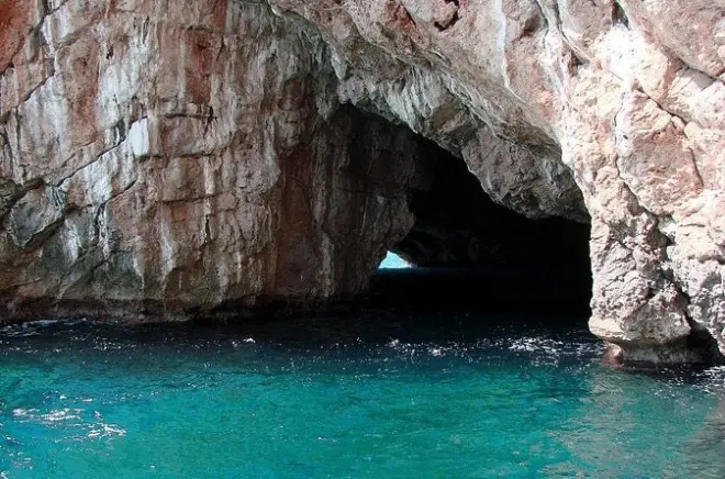 Gruta Azul e Perast saindo de Kotor: Lancha particular