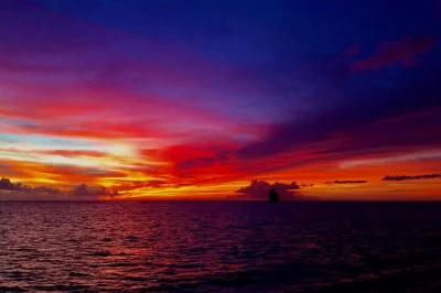 Sail off grenada’s coast at sunset on a classic schooner, sip champagne, meet friendly rescue dogs, and enjoy fresh appetizers. includes drinks, chef snacks, and wifi.