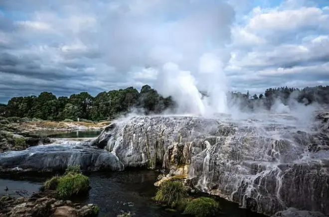 Da Auckland a Rotorua: Te Puia, haka e villaggio Māori inclusi
