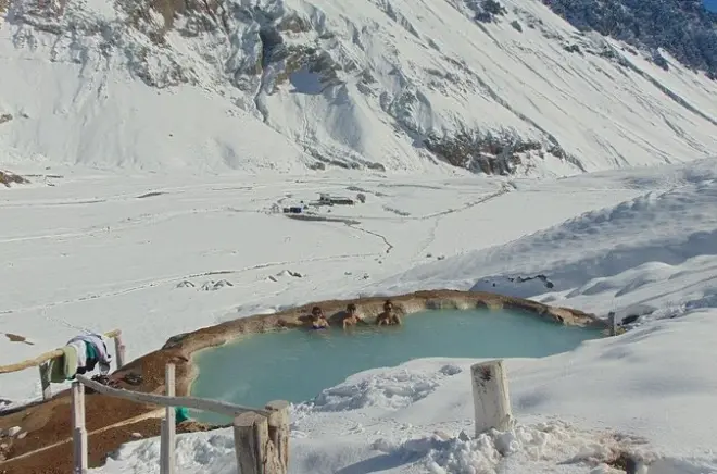 Cajon del Maipo desde San Antonio: Termas y opción de canopy