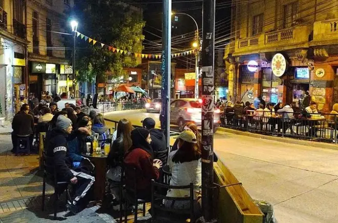 Beer tasting tour Valparaíso: 12 tastings downtown