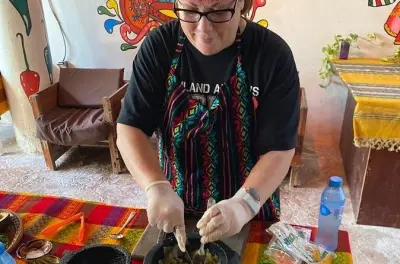 Clases de salsa y cocina de salsas en la playa de Costa Maya