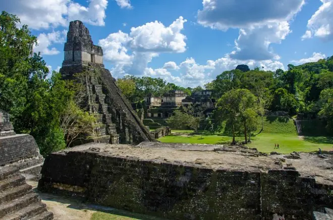 2-Day Tikal Tour: Sunset, Sunrise & Jungle Wildlife