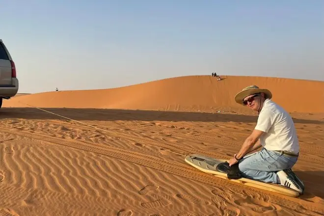 Dune bashing e cena al tramonto sulle dune rosse di Riyadh in quad
