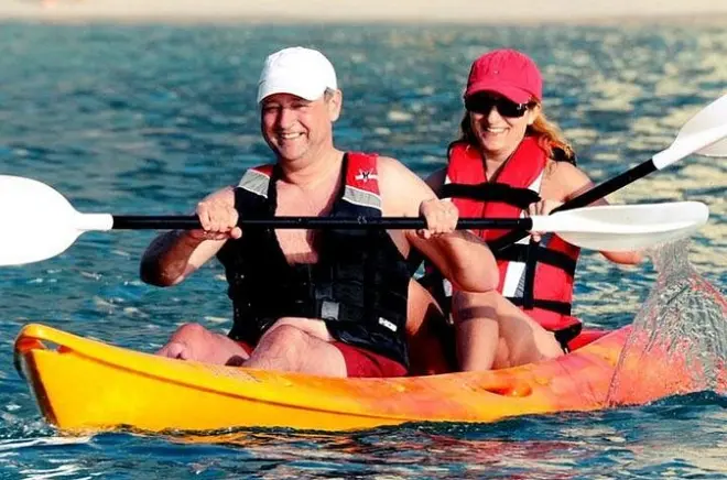 Caiaque na ilha Al Marjan: Caiaque simples ou duplo