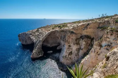 Private Malta tours: 3 or 5 hours, North or South route