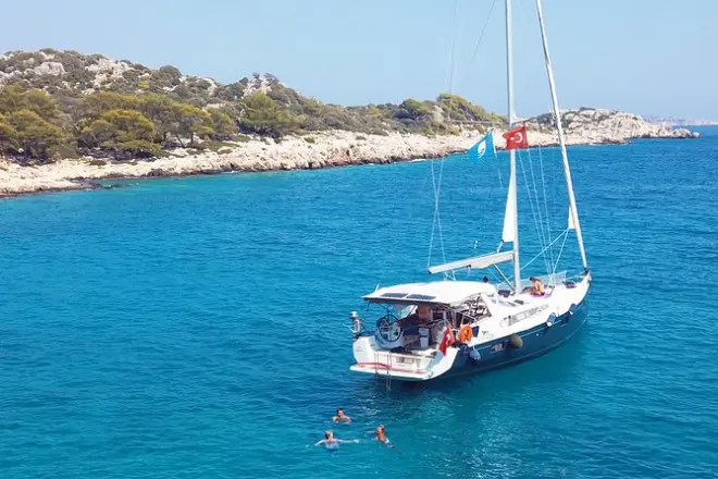 Sailing day tour Kas Islands: Private yacht with chef