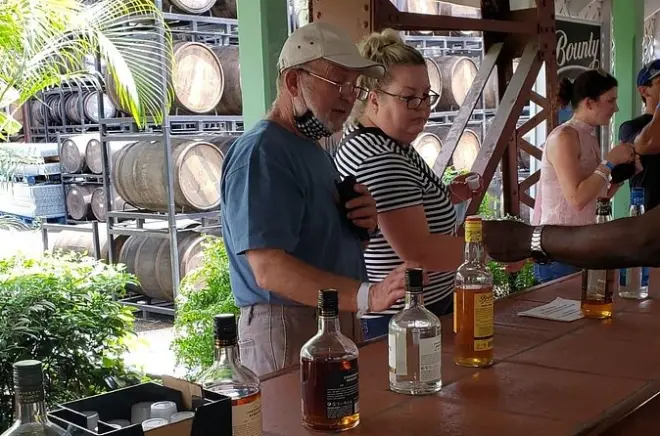 Visite et dégustation de rhum à Castries : St. Lucia Distillers