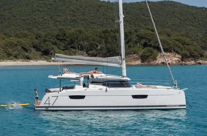 Private Catamaran Cruise Mykonos: 5-Hour Luxury Sailing