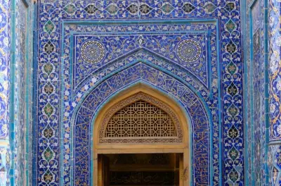 De Tashkent a Samarkand: Registan e viagem de trem-bala rápida