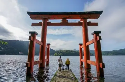 Hakone Full-Day Private Tour: Customize Sites with Guide