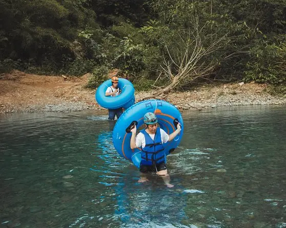 Cave tubing a San Ignacio con storia Maya e pranzo locale