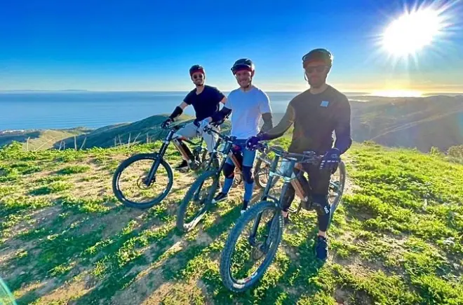 Malibu Downhill Electric Mountain Bike Tour: Premium Bikes