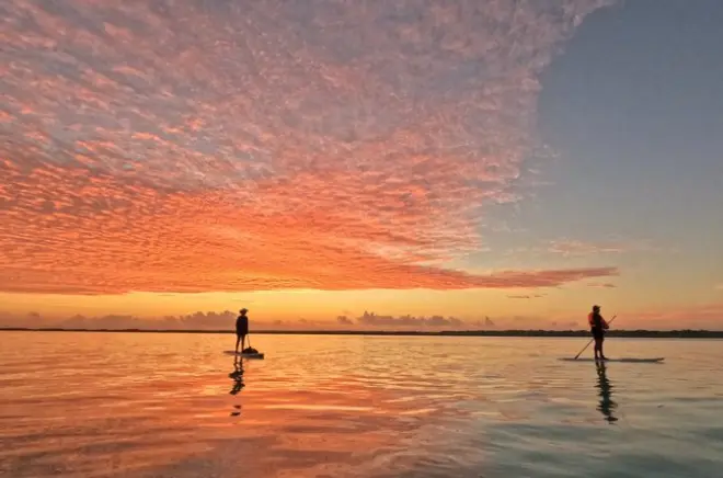 Caiaque ao nascer do sol em Bacalar com café e traslado incluídos