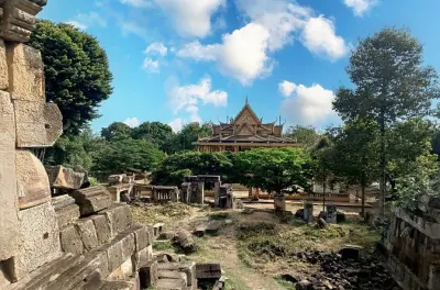 Battambang: Templos, trem de bambu e cavernas Phnom Sampov em 1 dia