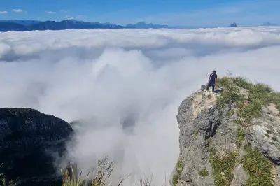 Aufstieg zum Gipfel Pico Norte am Cerro de la Silla in Monterrey