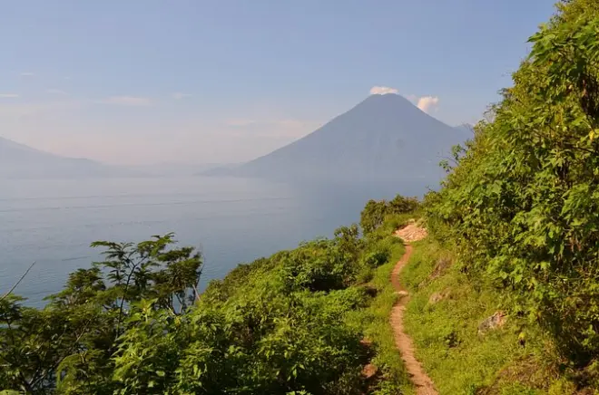 Lake Atitlan Shoreside Hike from Santa Cruz: Three Volcanoes