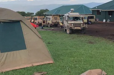 4-tägige Camping-Safari ab Arusha: Tarangire, Serengeti, Ngorongoro