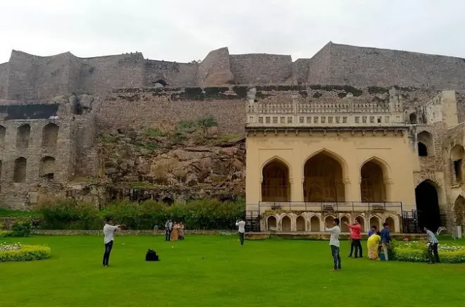 Tour privado meio dia na Fortaleza de Golkonda e Túmulos Qutub Shahi