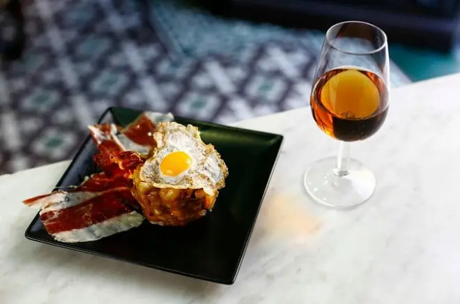 Tapas-Tour in Jerez de la Frontera: 3 Verkostungen mit Guide