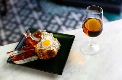 Tapas Food Tour in Jerez de la Frontera: 3 tastings with guide