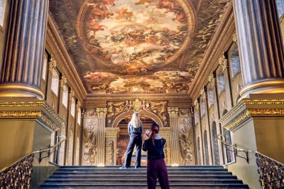 Descubre painted hall en greenwich, admira helios, prueba el boliche victoriano y disfruta de charlas guiadas—entrada incluye audioguía y acceso a los históricos jardines.