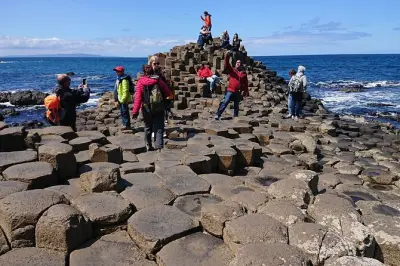 Tour de um dia em Giant's Causeway saindo de Belfast, 40.000 colunas