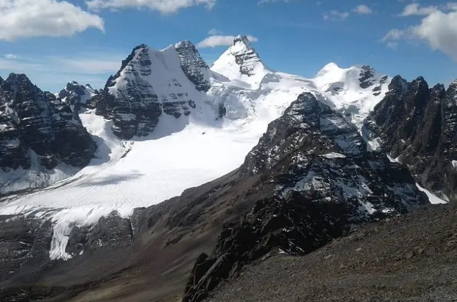 Austria Peak Trek: Acclimatization hike with Condor views