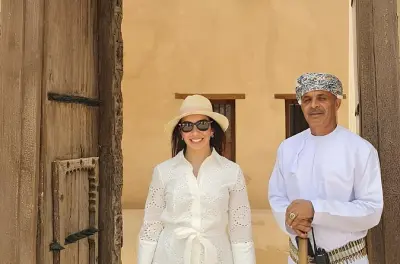 Excursion à Nizwa depuis Mascate : Fort, souk et ruines en montagne