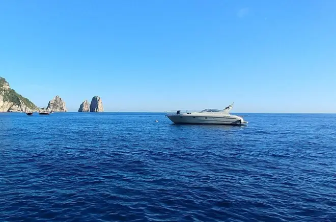 Private Yachtfahrt: Capri, Amalfiküste & Nerano ab Positano