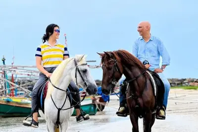 Pferdereiten am Hua Hin Strand und im Wald