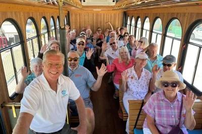 Step onto an air-conditioned trolley through sarasota’s neighborhoods, explore the ringling & selby gardens, and hear quirky local tales—includes bottled water.