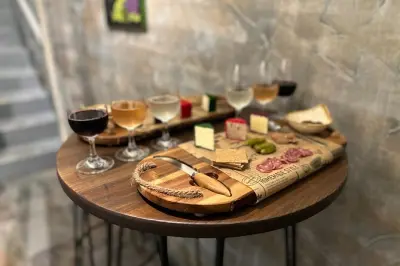 Degustazione di vini e formaggi a Bath: 3 vini, 3 formaggi