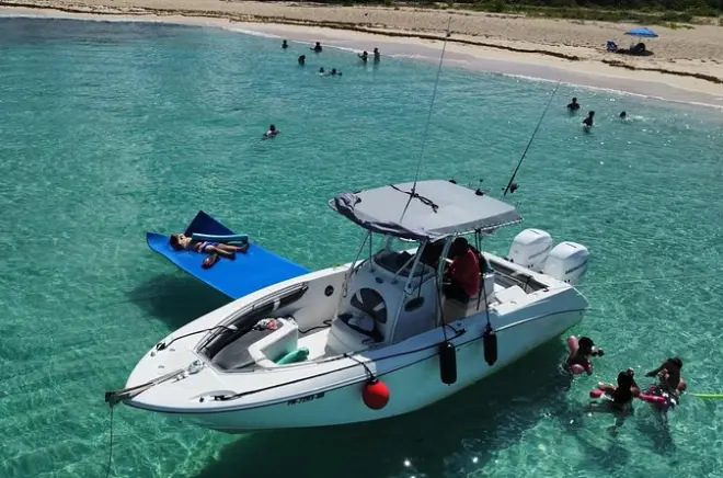 Snorkeling a Fajardo: Noleggio barca privata fino a 6 persone