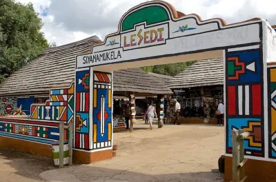 Tour por Lesedi Cultural Village: Cinco aldeas étnicas