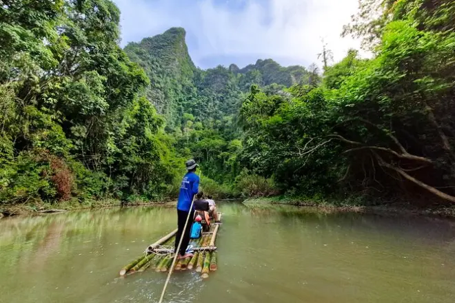 Half-Day Khao Sok Tour from Khao Lak: Bamboo Raft & Monkey Temple