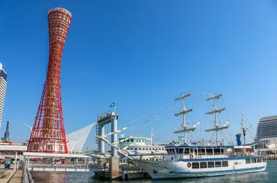 Kobe walking tour with private guide: 8 stops in one day