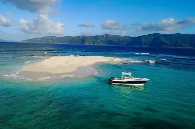 Snorkeling in catamarano privato alle Isole Vergini Britanniche