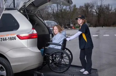 Van accessibili e suv di lusso a Indianapolis con tariffa fissa