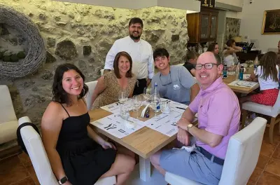 Pompeii oil and wine tasting tour with lunch